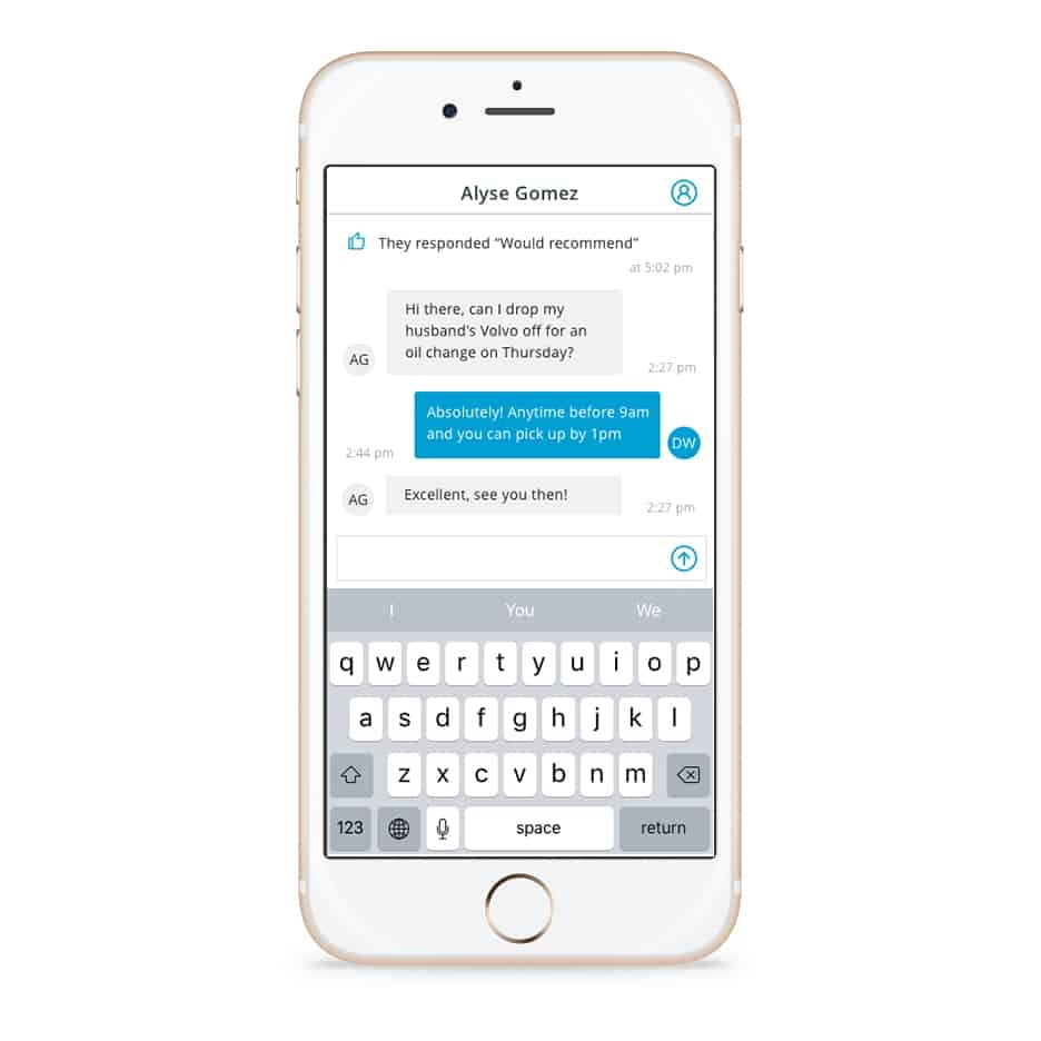 In-app messaging conversation on iPhone between customer and auto service business