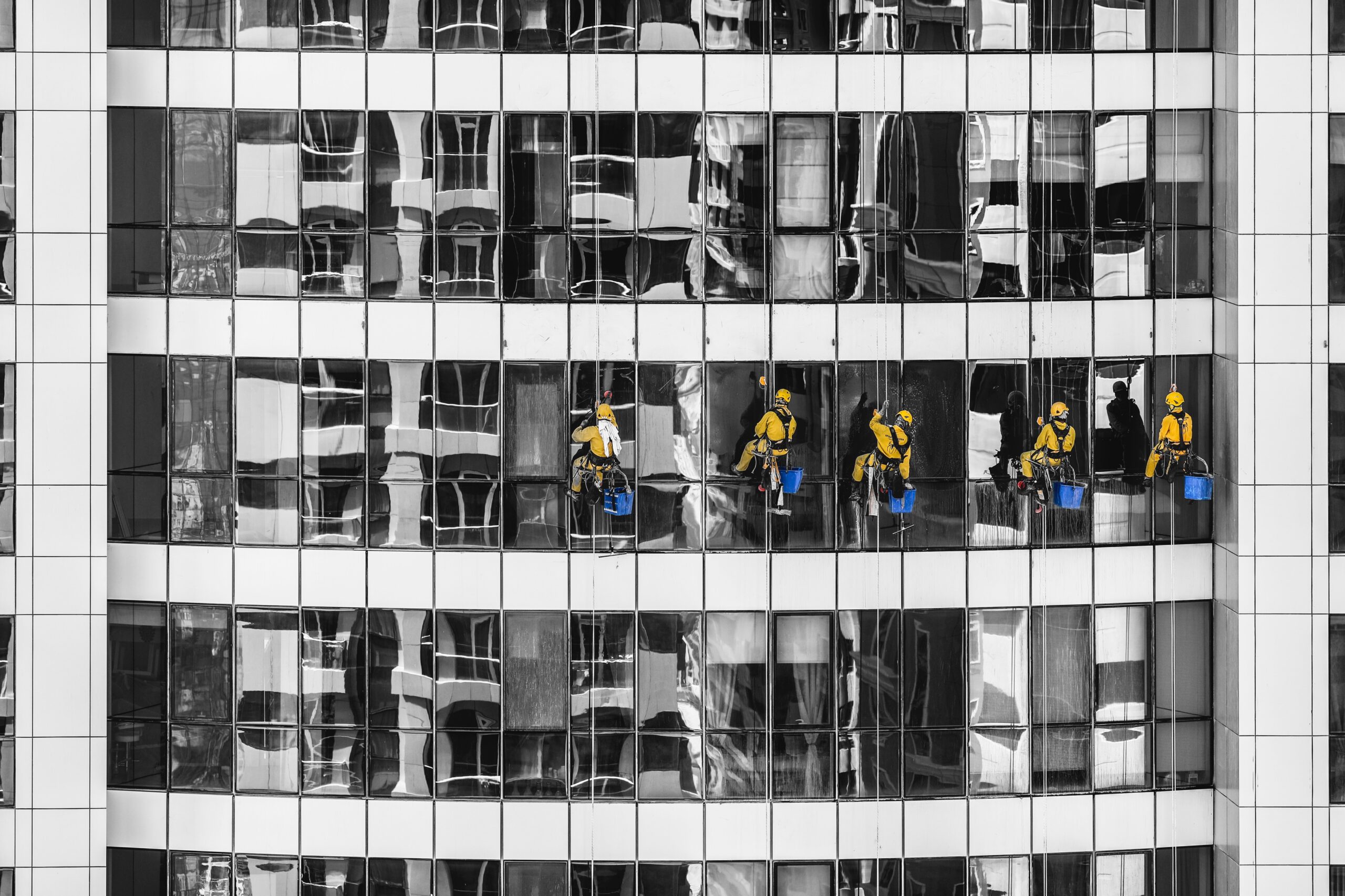 A Comprehensive Guide to Skyscraper or High Rise Window Cleaning System -  JOBS Group